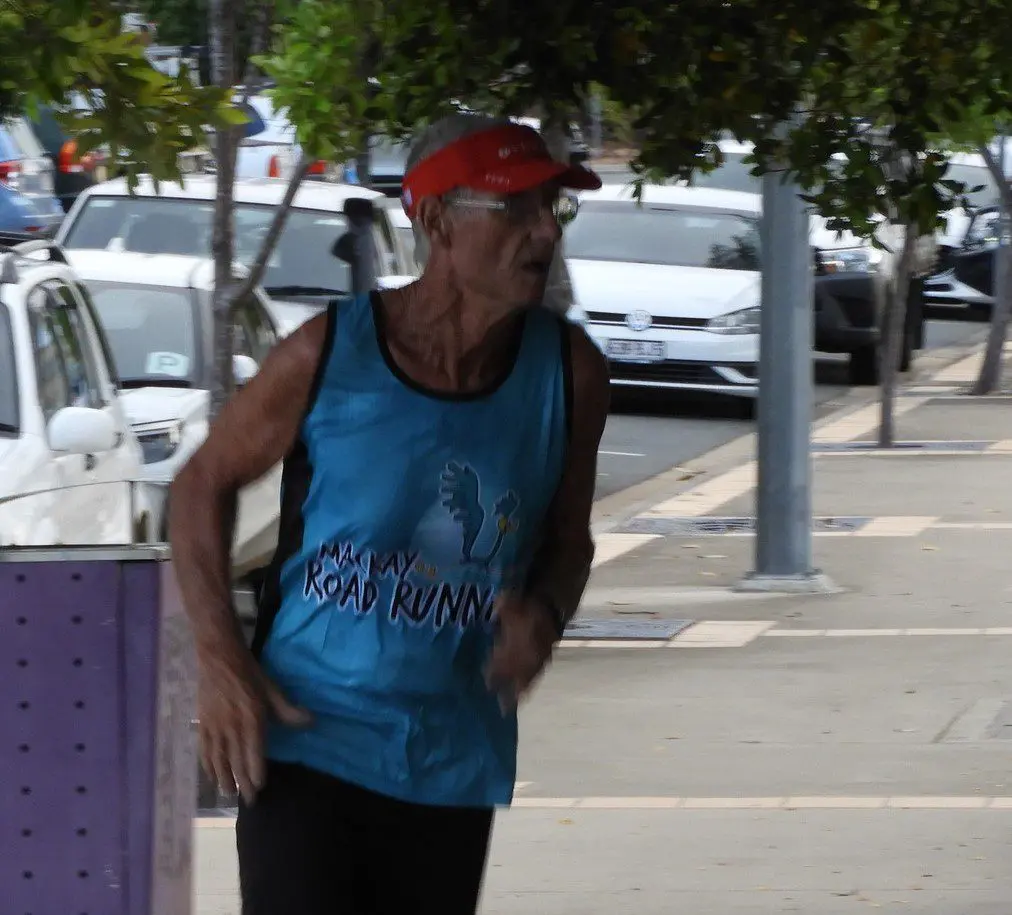Men’s Colour Performance Singlet 4 Colour Singlet – Len Howarth