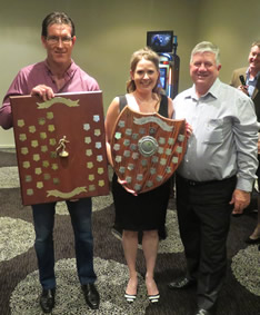 43e5685a0df3 awards night1